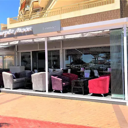Apartamento Frente A La Playa Doña Sofia E *